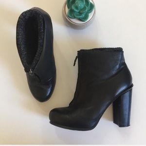 Dolce Vita | soft black leather heeled boot